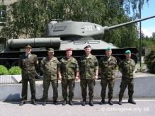 Delegácia Armády ČR na návšteve u levického práporu